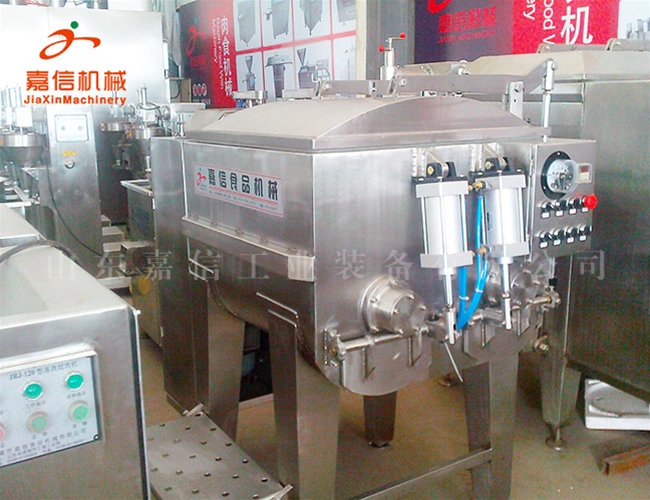 真(zhen)空拌餡(xian)機(jī)