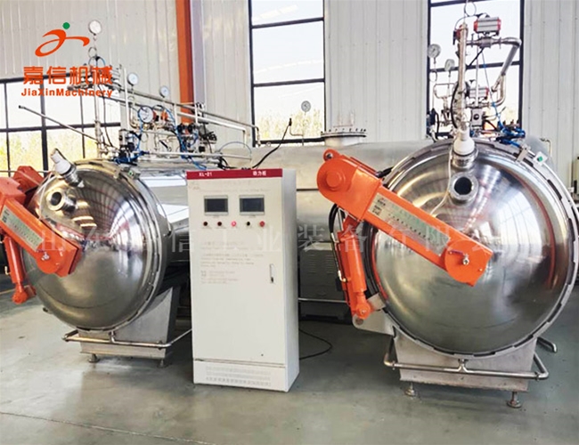 全(quan)自(zi)動(dòng)菓蔬脃片(pian)膨化生(sheng)産線